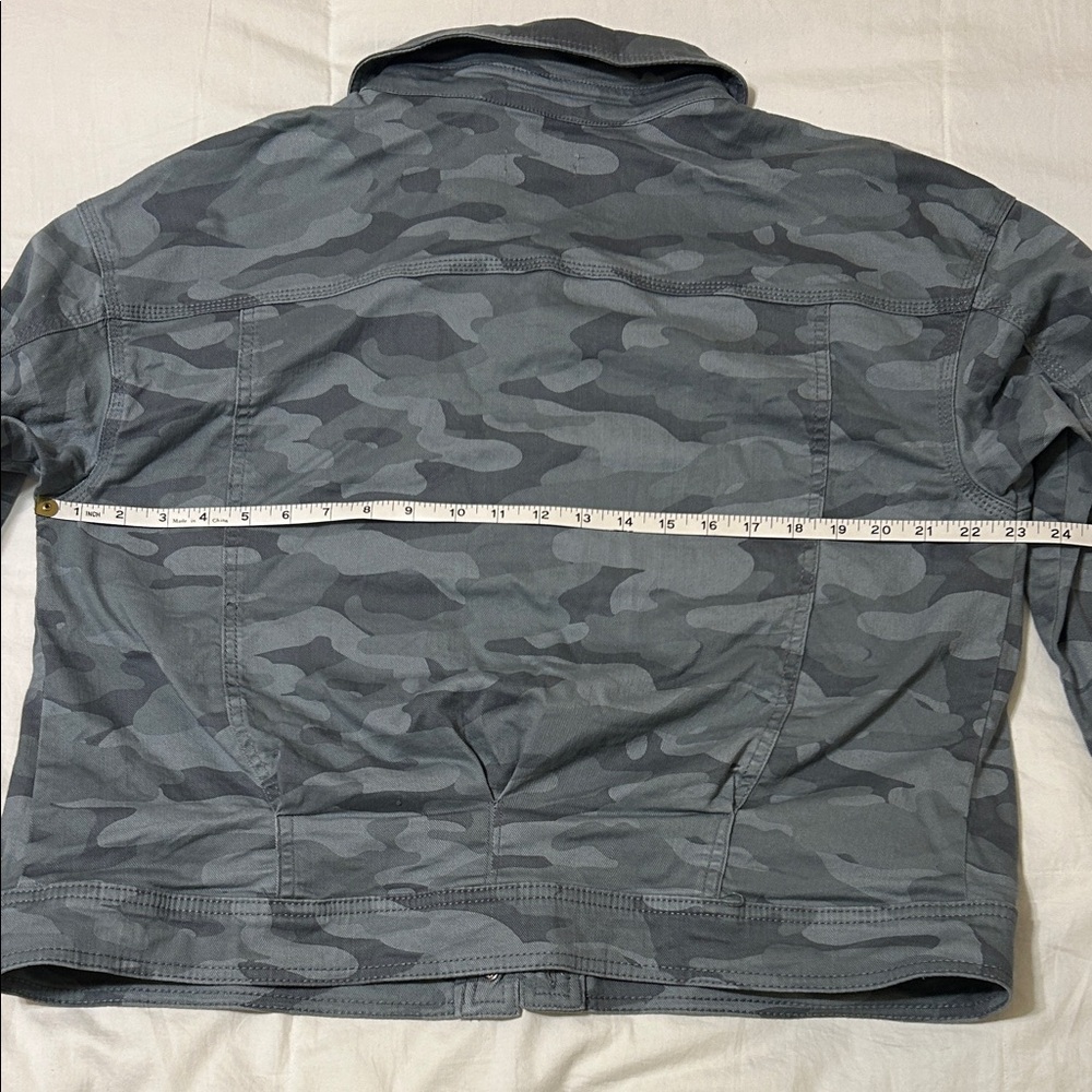 Democracy Gray Camouflage Jacket - Picture 4 of 7